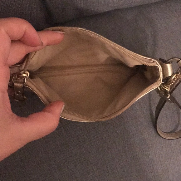 Coach wristlet - Picture 2 of 2